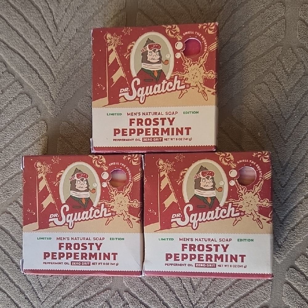 Dr. Squatch Frosty Peppermint Soap Three Bars